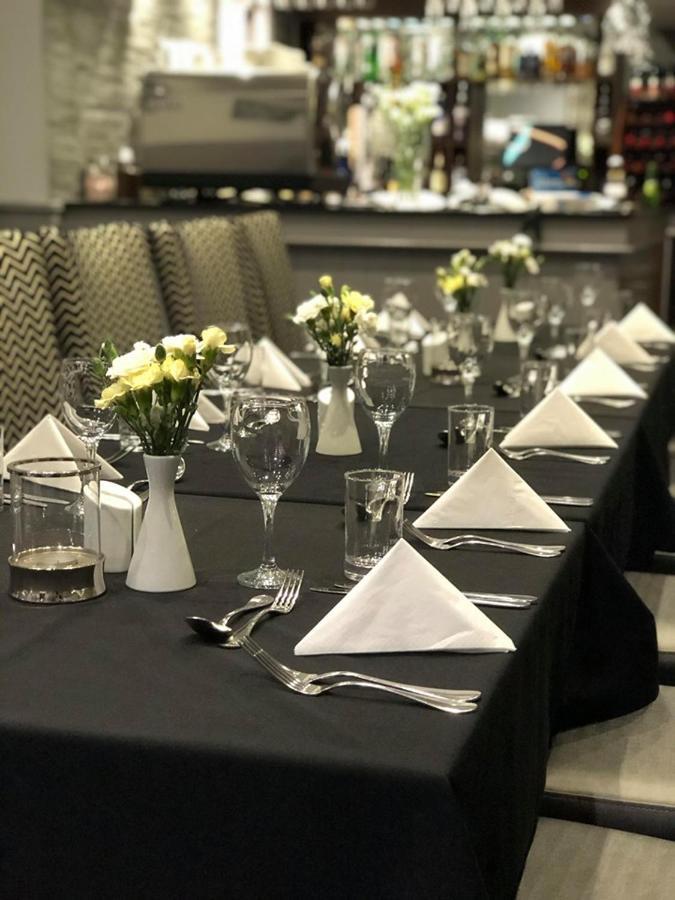 Haughton Arms Hotel Alford  Экстерьер фото